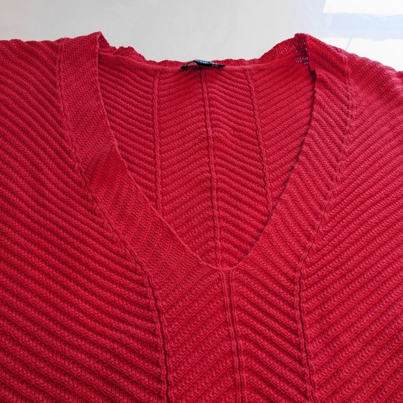 Express 100% Cotton Red V Neck Poncho Style Sweater - Picture 7 of 7